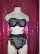 Load image into Gallery viewer, Black Bandeau Bra and Panty Set
